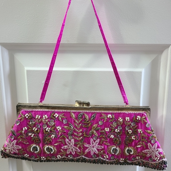 Pink Beaded Santi beaded handbag/clutch - Picture 9 of 12